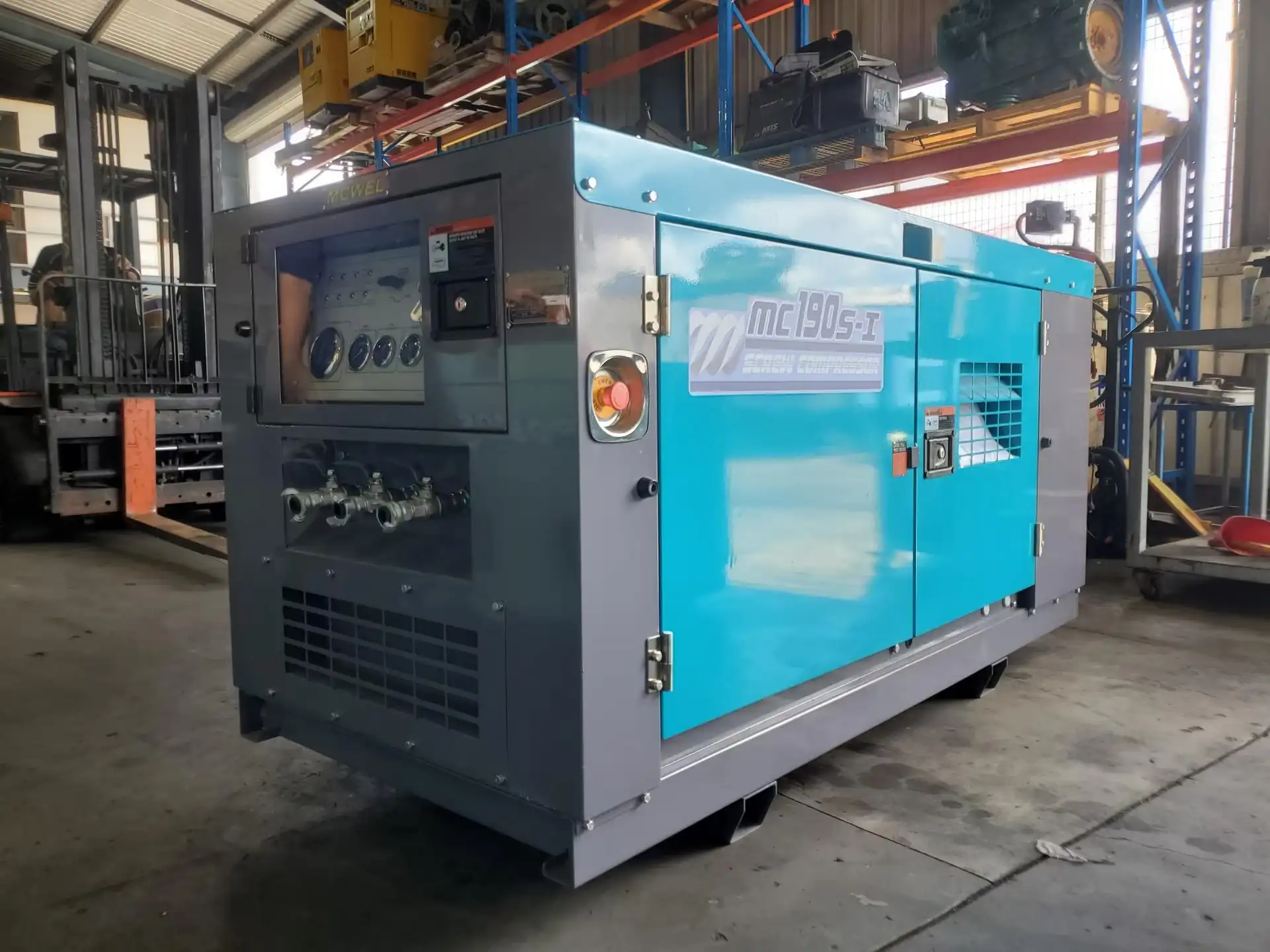 2023 MCWEL Isuzu MC190SB-I 190CFM Silenced Diesel Compressor - 5.4 m³/min diesel air compressor in Bangladesh